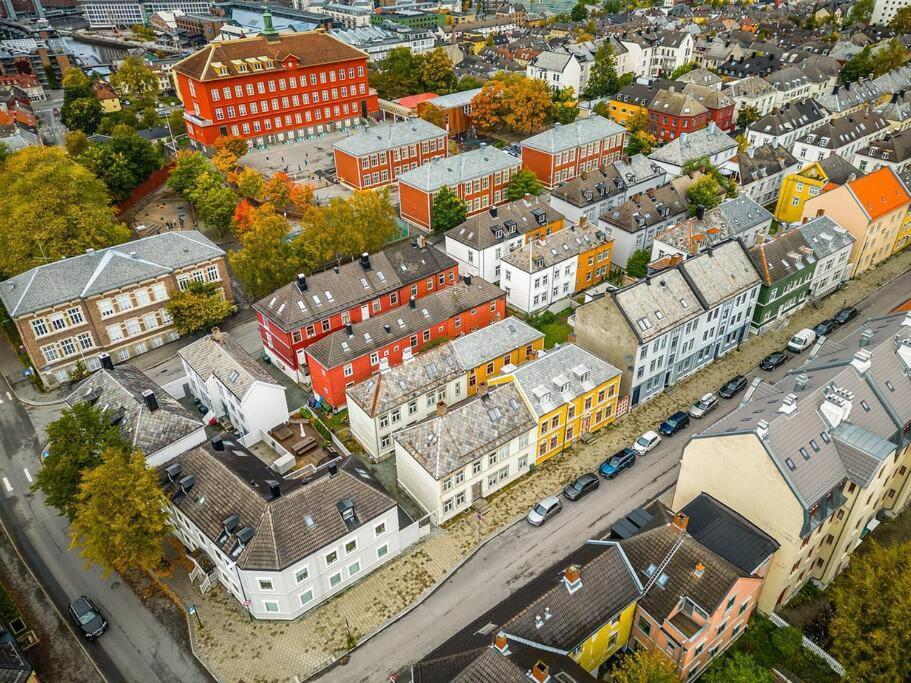 Central Apt. Close To City Centre Trondheim Exteriör bild